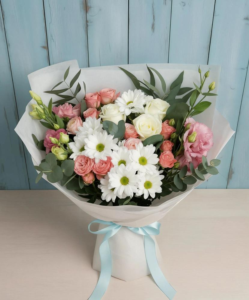 Букет цветов из: Розы, Лизиантусы и Хризантемы в Газопроводск