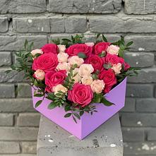 Цветочная композиция из Розы в коробке в Газопроводск