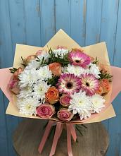 Букет цветов из:  Розы, Герберы и Хризантемы в Газопроводск