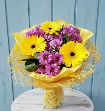 Букет цветов из:  Хризантемы и Герберы в Газопроводск
