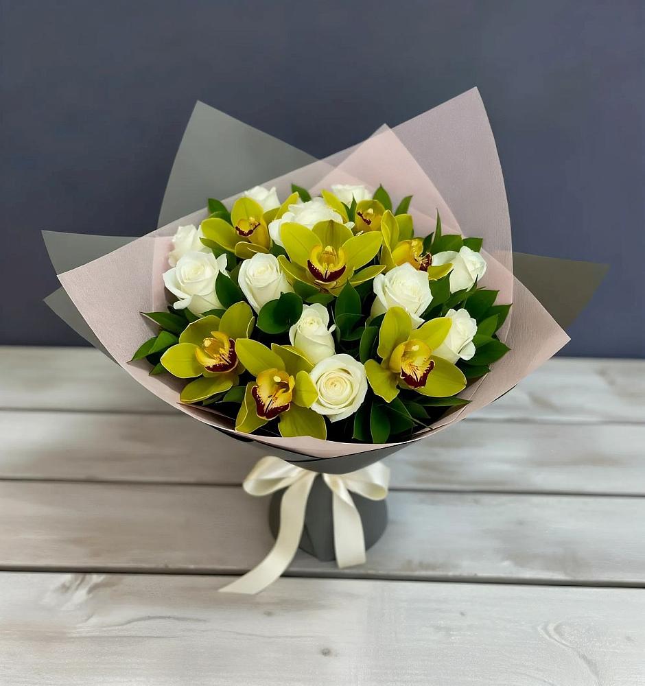 Букет цветов из: Орхидеи и Розы в Газопроводск