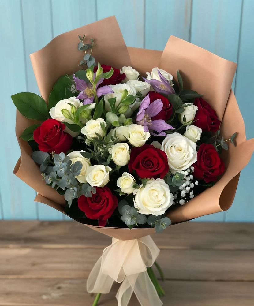 Букет цветов из: Розы и Альстромерии в Газопроводск